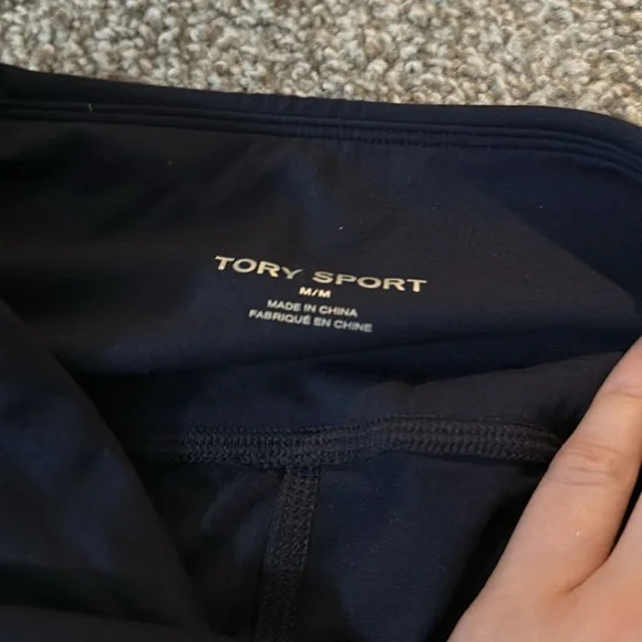 TORY BURCH TORY SPORT NAVY AND WHITE SWIRL LEGGINGS NWOT - Picture 2 of 3